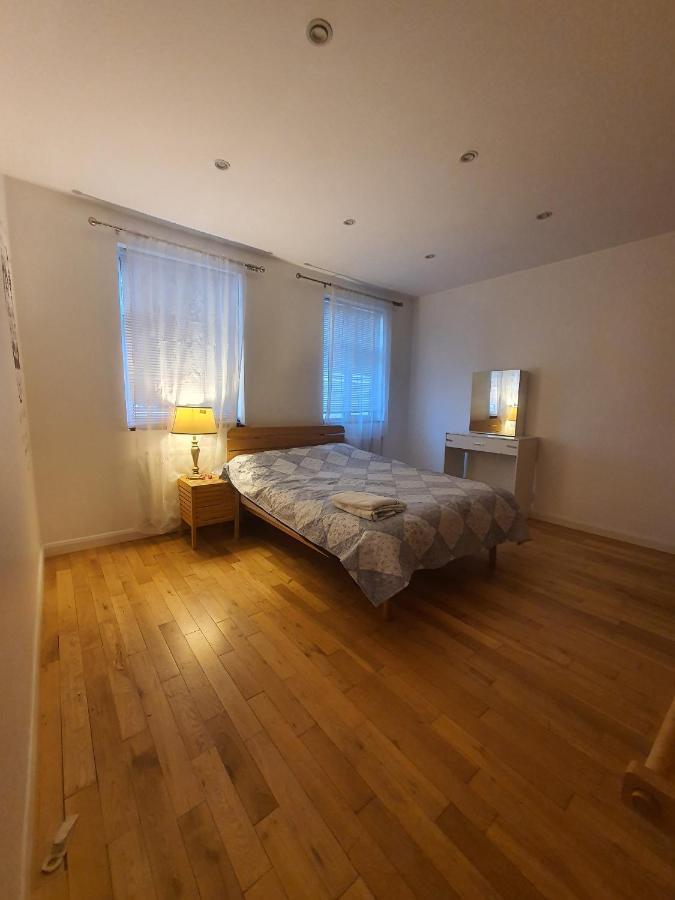 Art Double Bed Room Edgware Exterior foto